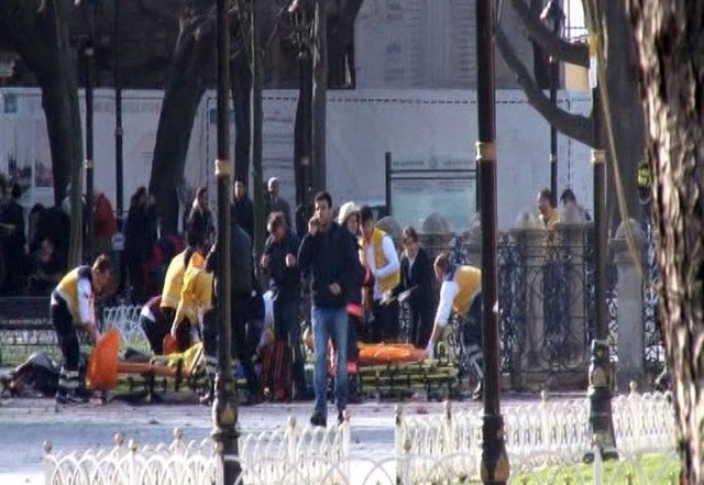 Sultanahmet'teki patlamadan ilk görüntüler