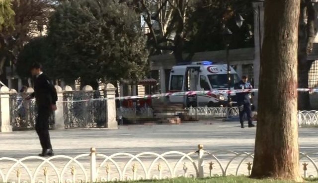 Sultanahmet'teki patlamadan ilk görüntüler