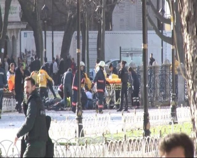 Sultanahmet'teki patlamadan ilk görüntüler