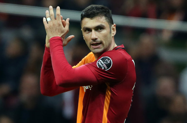 Burak Yılmaz, G.Saray'dan neden ayrıldı?