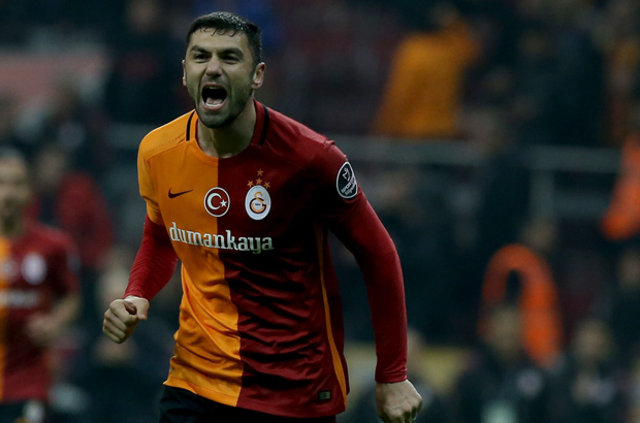 Burak Yılmaz, G.Saray'dan neden ayrıldı?