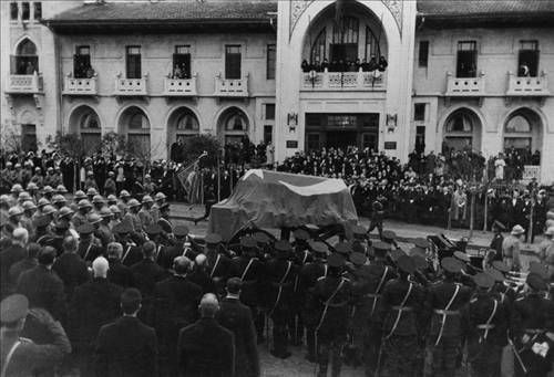 Atatürk'ün cenaze töreninden fotoğraflar